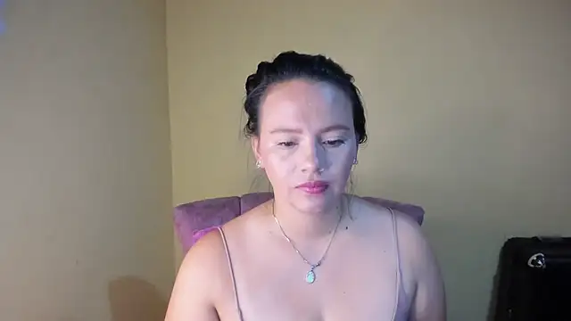 lauraguzman online show from 03-28-26, 03:07