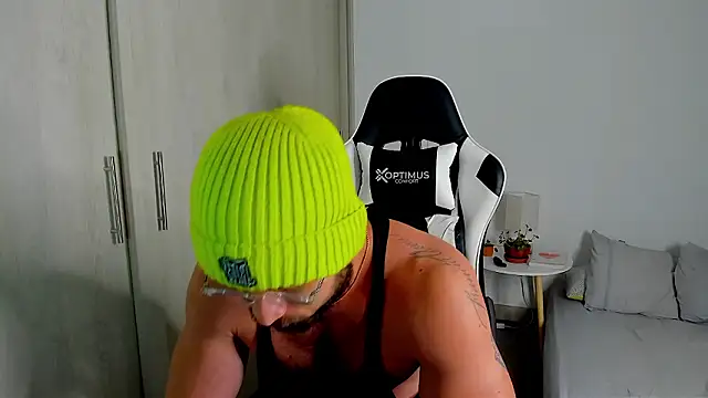 dafboy1 online show from 02-15-26, 01:06