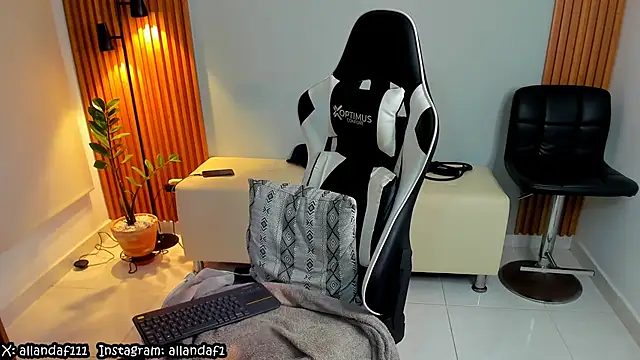 dafboy1 online show from 03-12-25, 02:20