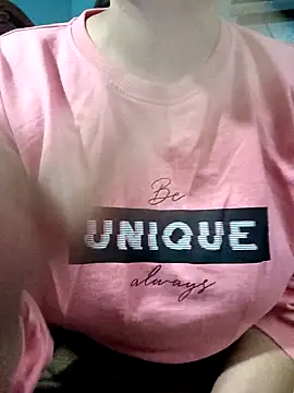 Snapshot of Afsana_Mim chatting on 12-24-24, 06:44 Afsana Mim online show from 12-24-24, 06:44