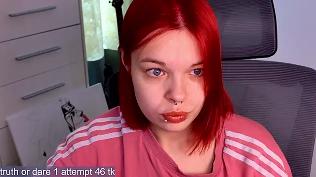 ValBae online show from 06-30-26, 08:14