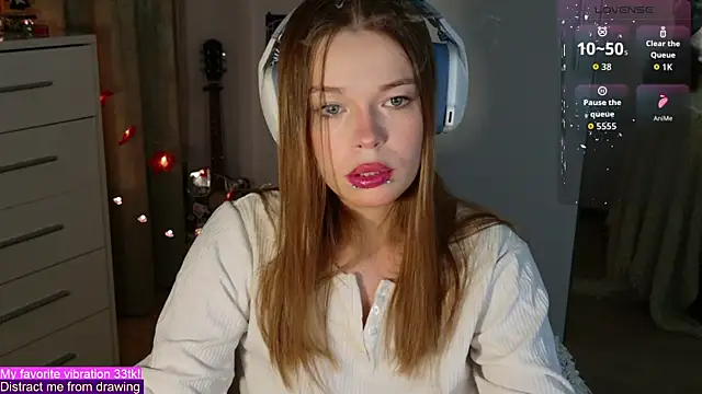 ValBae online show from 10-29-25, 09:14