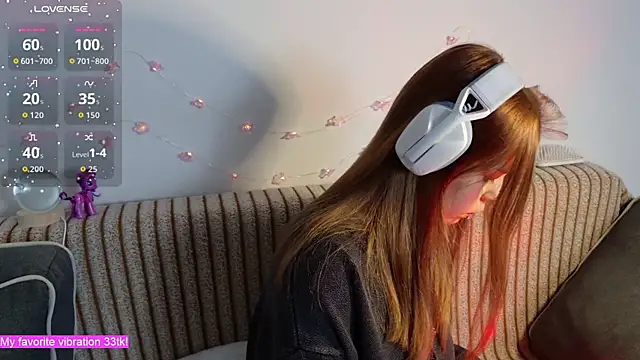 ValBae online show from 11-30-25, 09:48