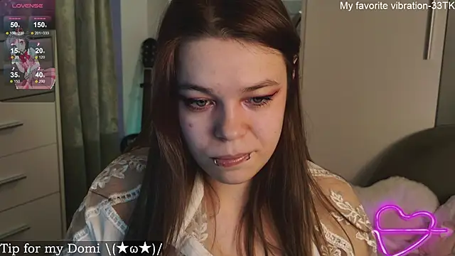 Snapshot of ValBae chatting on 02-19-25, 03:27 ValBae online show from 02-19-25, 03:27