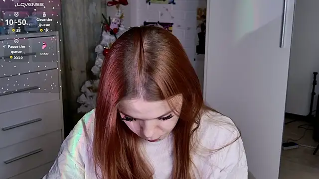 Snapshot of ValBae chatting on 02-16-26, 10:29 ValBae online show from 02-16-26, 10:29