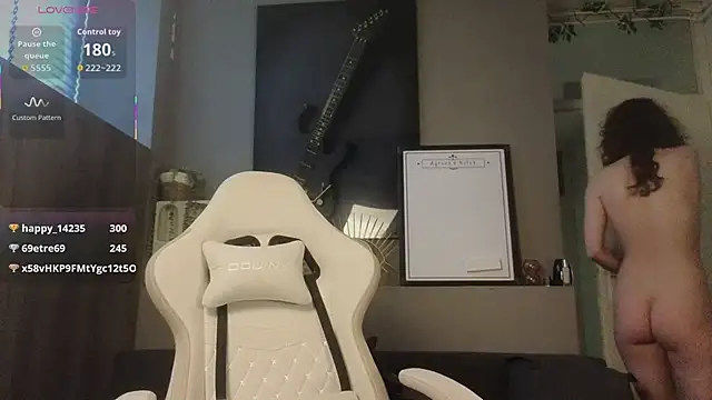 Snapshot of AyreenMoore chatting on 02-22-26, 01:57 AyreenMoore online show from 02-22-26, 01:57