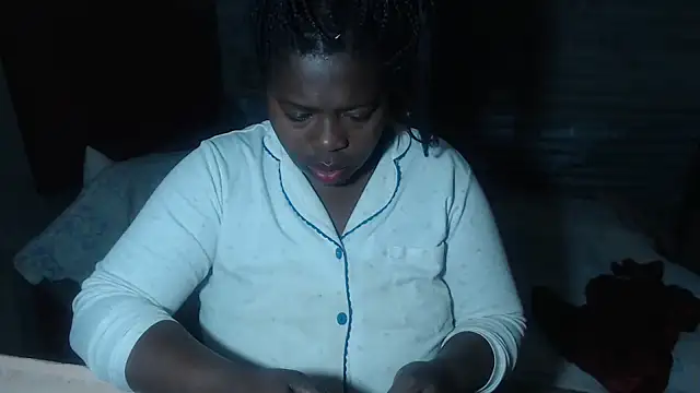 Snapshot of jjannakinky chatting on 02-25-25, 11:32 jjannakinky online show from 02-25-25, 11:32