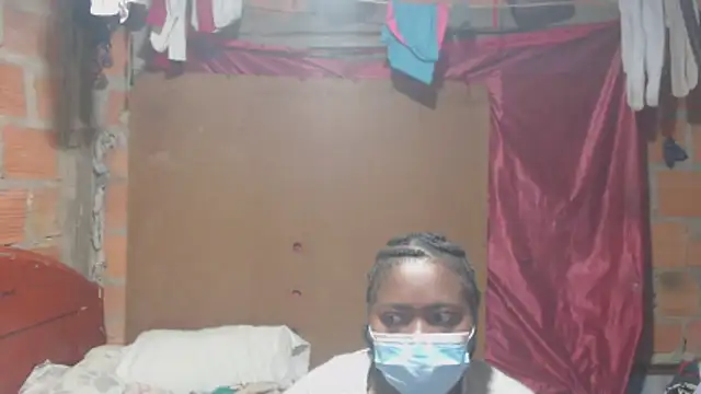 Snapshot of jjannakinky chatting on 10-15-25, 10:23 jjannakinky online show from 10-15-25, 10:23