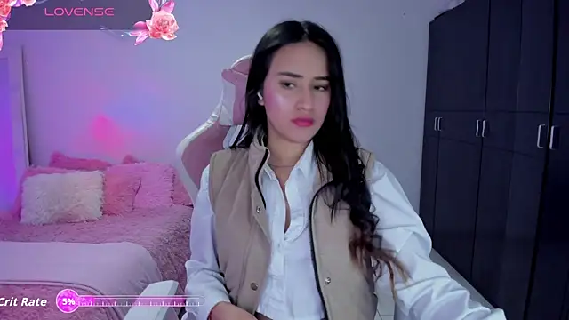 Tinylottie online show from 12-19-25, 02:59