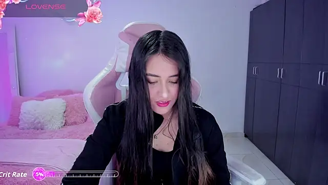 Tinylottie online show from 12-18-25, 02:10