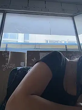 Tinylottie online show from 04-14-26, 02:11