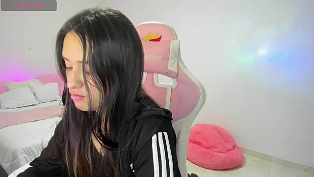 Tinylottie online show from 09-12-25, 04:01