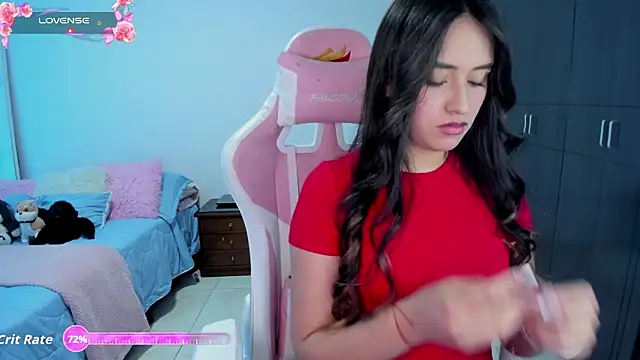 Tinylottie online show from 10-21-25, 11:37