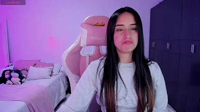 Tinylottie online show from 11-14-25, 04:38