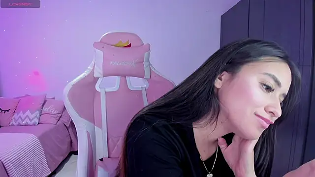 Tinylottie online show from 10-30-25, 06:27