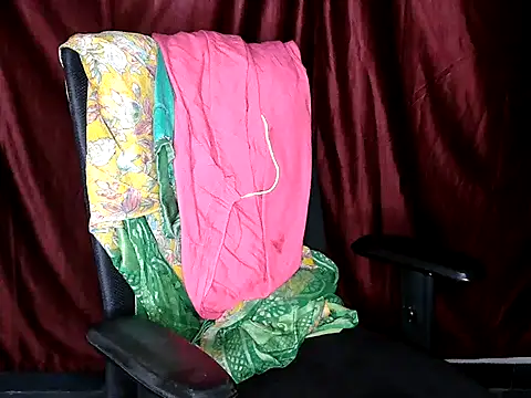 shila20 online show from 09-23-25, 07:21