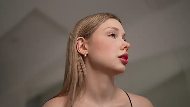 april blush online show from 02-13-25, 03:24