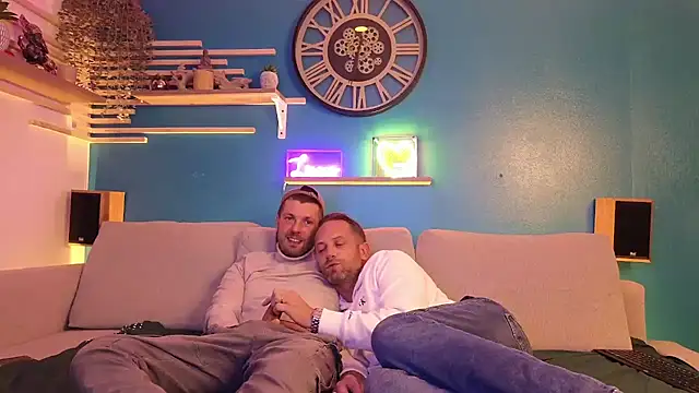 braqueuemar83 online show from 02-02-25, 05:37