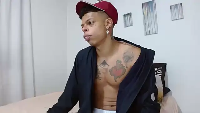 Snapshot of BrandonStond chatting on 03-03-26, 01:45 BrandonStond online show from 03-03-26, 01:45