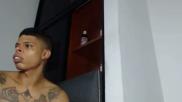 BrandonStond online show from 11-10-25, 03:28