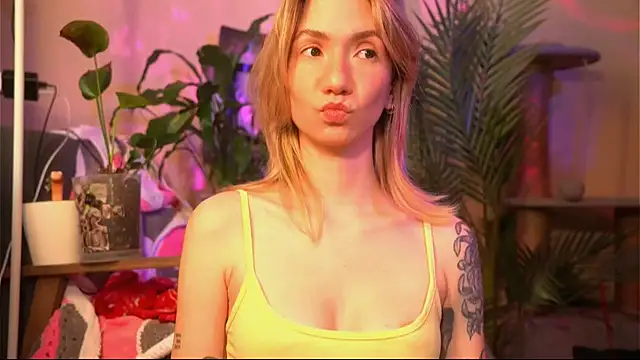 Arianna Richi online show from 03-11-26, 06:18