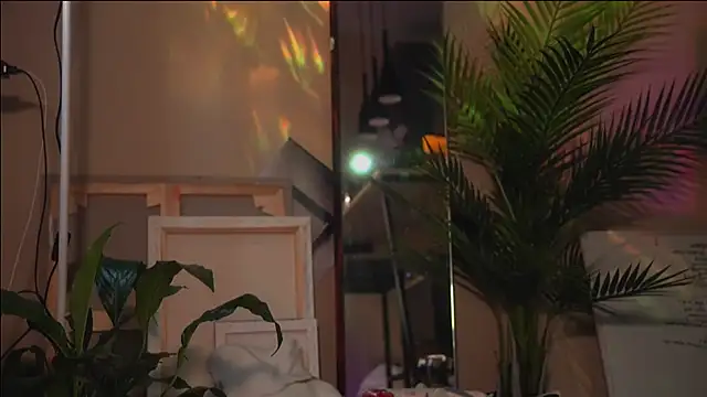 Arianna Richi online show from 10-08-25, 05:42