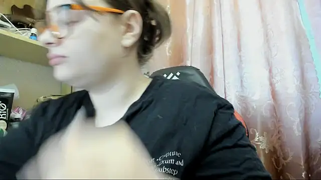 Seductive She Wolf online show from 05-05-26, 06:11