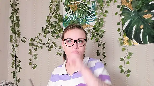 Seductive She Wolf online show from 11-06-25, 03:49