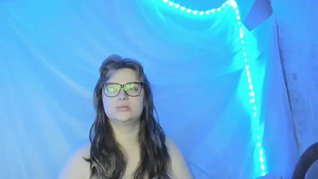 Seductive She Wolf online show from 05-17-26, 06:46