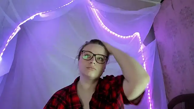 Seductive She Wolf online show from 05-18-26, 11:48