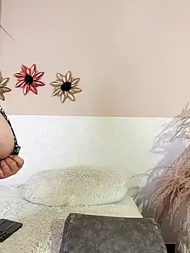 marianeporter   online show from 03-11-25, 03:14