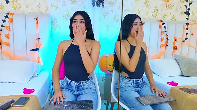 Mia-Monroe online show from 11-01-25, 07:52