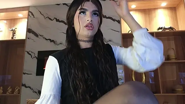 Sophia Cambpell online show from 12-04-25, 09:25