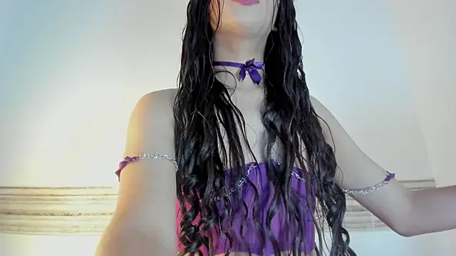 Sophia Cambpell online show from 11-25-25, 09:48