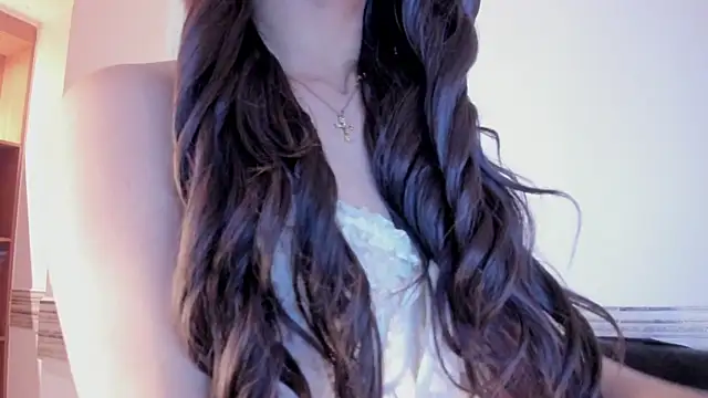 Snapshot of Sophia_Cambpell chatting on 05-27-26, 10:17 Sophia Cambpell online show from 05-27-26, 10:17