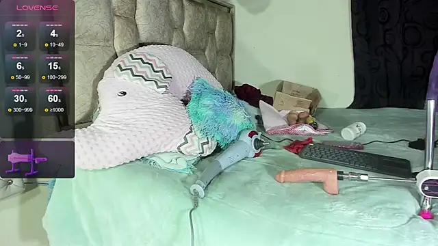 alanaanddaphne online show from 03-10-26, 07:40