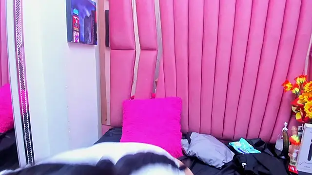 Sarah Hornny online show from 03-03-26, 03:35