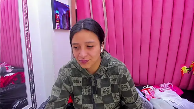 Sarah Hornny online show from 02-15-26, 03:07