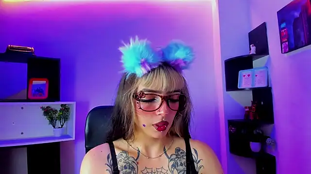 Samantha Smiith online show from 07-12-26, 04:46