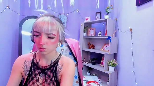 Samantha Smiith online show from 03-17-26, 03:53