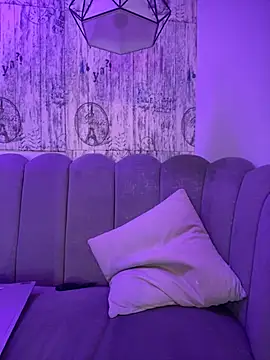 AbyThompson online show from 09-26-25, 12:23