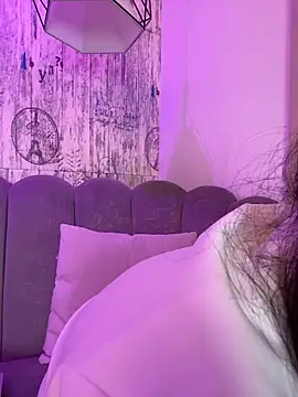 AbyThompson online show from 05-19-26, 01:56