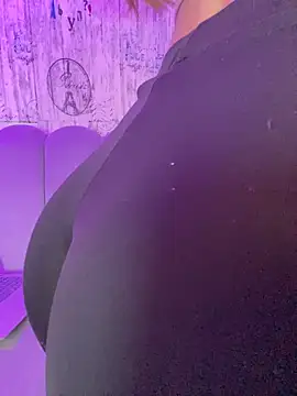 AbyThompson online show from 02-18-26, 12:23