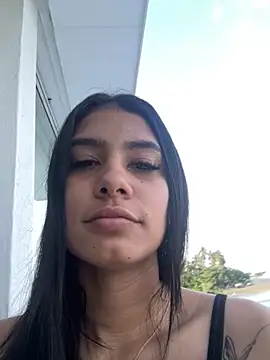 LaurenRodriiguez online show from 11-17-25, 12:09