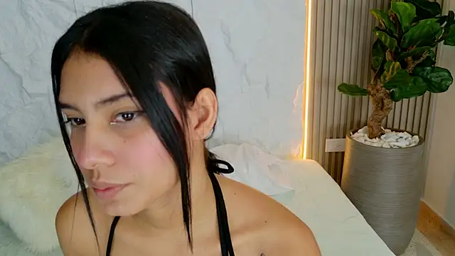 LaurenRodriiguez online show from 07-15-26, 12:34