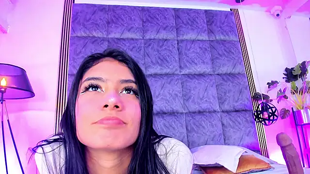 LaurenRodriiguez online show from 10-24-25, 12:59