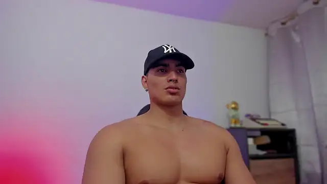 JamesGraay online show from 03-04-26, 02:08