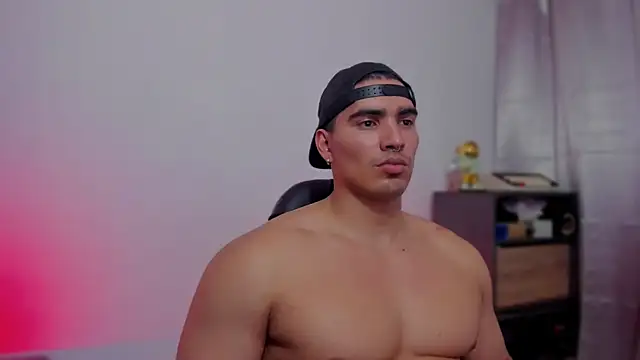 JamesGraay online show from 02-10-26, 04:11