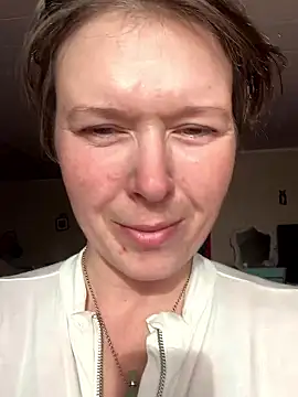 KatieBARBiE98 online show from 01-13-26, 07:29