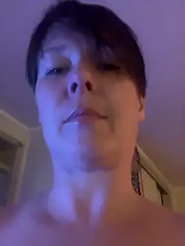 KatieBARBiE98 online show from 10-19-25, 11:29